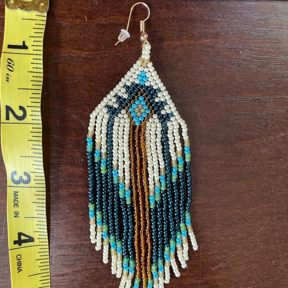 New Indigenous Beaded Dangle Earrings - Picture 4 of 4
